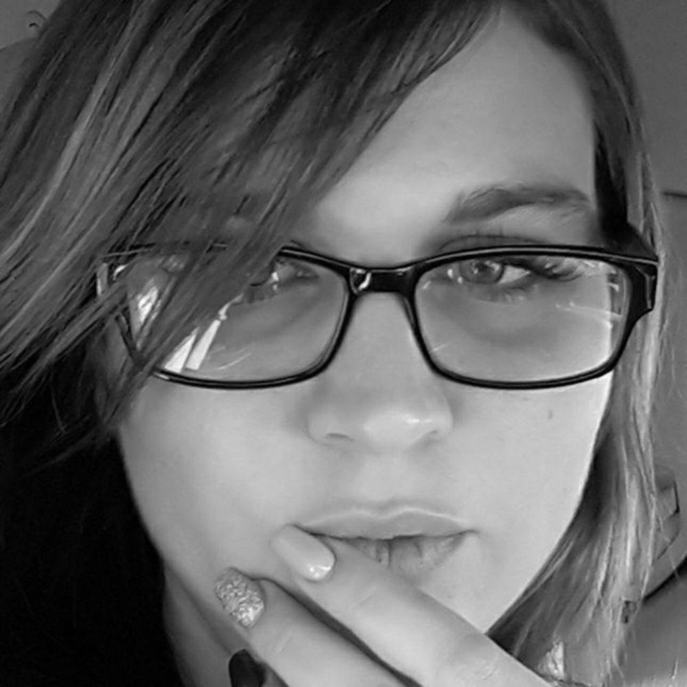 Meet your Posher, Krystal